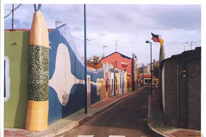 Calle del barrio España después de la rehabilitación en el 2000.- ARCHIVO MUNICIPAL VALLADOLID