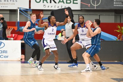 Gipuzkoa GBC - UEMC Real Valladolid Baloncesto. / LOF