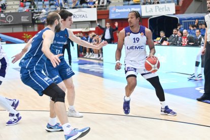 Gipuzkoa GBC - UEMC Real Valladolid Baloncesto. / LOF