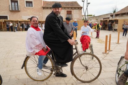Villanueva de Duero, Feria de los Oficios.- J. M. LOSTAU
