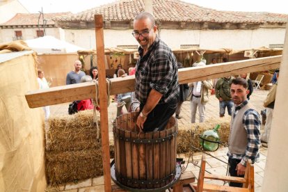 Villanueva de Duero, Feria de los Oficios.- J. M. LOSTAU