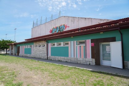 Espacio amigo en la calle del Conde de Arteche en el barrio España.- J.M. LOSTAU