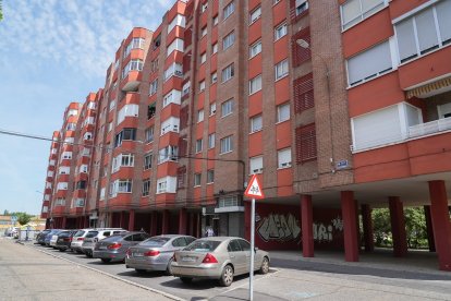 Calle de Cantabria en el barrio España.- J.M. LOSTAU