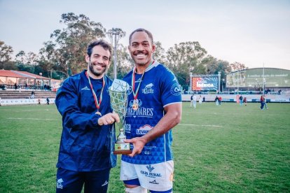 Merino y Gavidi posan con la séptima corona. / EL MUNDO