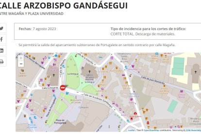 Cortes de tráfico en la calle Arzobispo Gandásdegui por descarga de materiales.- TWITTER POLICÍA VALLADOLID