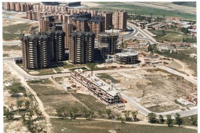Chalés en Mariano De Los Cobos en Parquesol en 1985. - ARCHIVO MUNICIPAL DE VALLADOLID