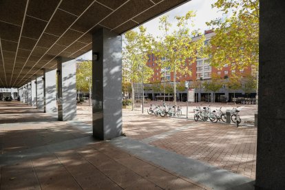 Barrio de Parquesol, Plaza de Marcos Fernández en la actualidad. - J.M. LOSTAU