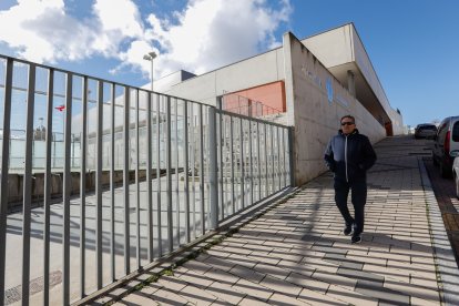 Barrio de Parquesol hoy, polideportivo Lalo García. - J.M. LOSTAU
