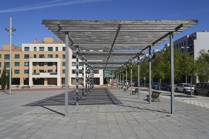 Plaza del Everest.- J. M. LOSTAU