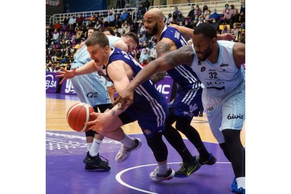 VALLADOLID. 20/03/2022. PHOTOGENIC. 1 Real Valladolid Baloncesto - Lleida en Pisuerga.