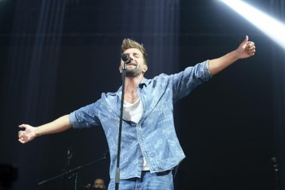 Concieto de Pablo Alborán en el Polideportivo Pisuerga de Valladolid.-J. M. LOSTAU