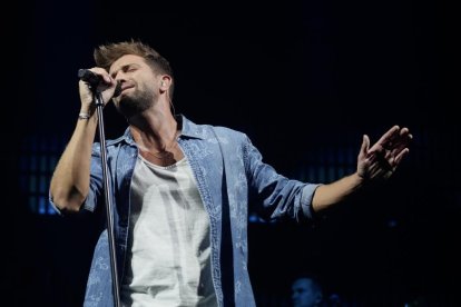 Concieto de Pablo Alborán en el Polideportivo Pisuerga de Valladolid.-J. M. LOSTAU