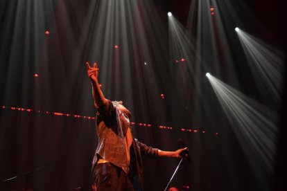 Concieto de Pablo Alborán en el Polideportivo Pisuerga de Valladolid.-J. M. LOSTAU
