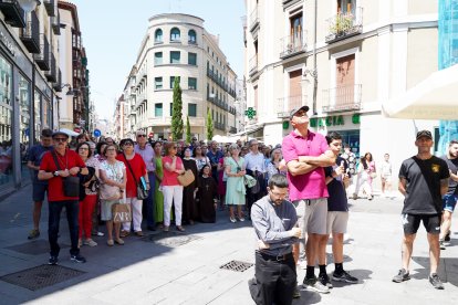 Bendición que imparte desde la torre de la Catedral el arzobispo de Valladolid, con motivo del Año Jubilar Venga tu Reino, concedido por el papa a la Diócesis de Valladolid.- ICAL