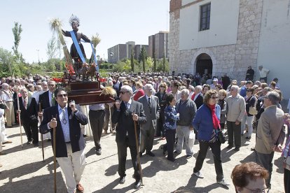 Romería en la ermita de San Isidro e inauguración del Museo de los Aperos. Mayo de 2012. J. M. LOSTAU