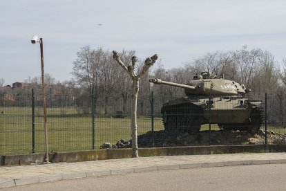 Acuartelamiento militar de San Isidro en la Avenida de Soria.J. M. LOSTAU