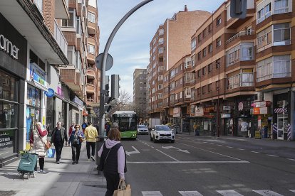 Calle Cigüeña. J. M. LOSTAU