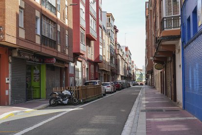 Calle de la Esquila. J. M. LOSTAU