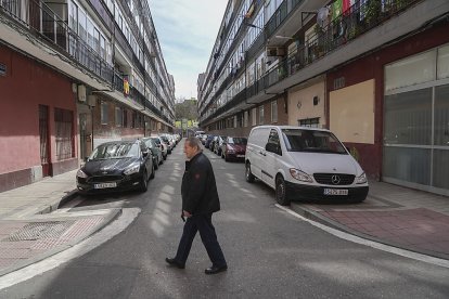 Calle Estornino. J. M. LOSTAU
