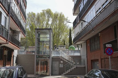 Calle Ánade. J. M. LOSTAU