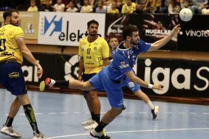Bidasoa-Recoletas Atlético Valladolid. / LOF