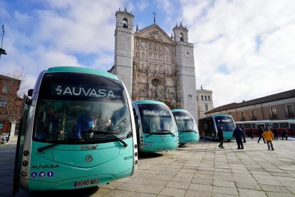 Nuevos autobuses eléctricos de Auvasa.-E. M.