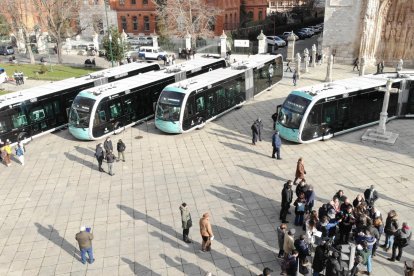 Nuevos autobuses eléctricos de Auvasa.-E. M.
