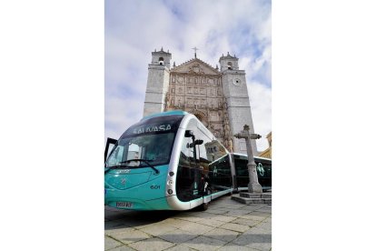 Nuevos autobuses eléctricos de Auvasa.-E. M.