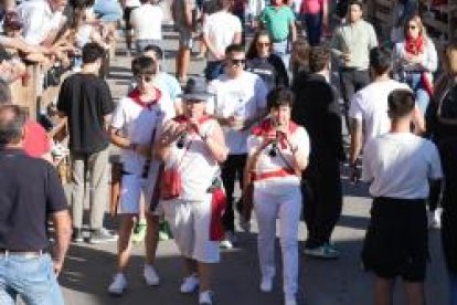 Encierros de las fiestas de Íscar, en Valladolid.- J.M.LOSTAU