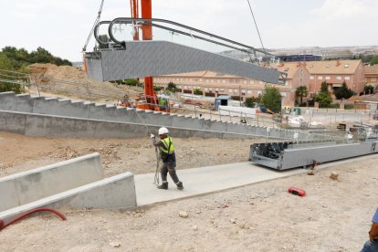 Escaleras mecánicas instaladas en la ladera norte de Parquesol. J. M. LOSTAU