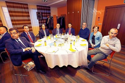 Ignacio Velasco (Recoletos Consultores), David Vallejo (Áreas de Vending), Santiago Losada (Kuan Kapital Asesores), José J. Simón (Asesoría J.J Simón Benito), Julio Negro (Negro Abogados), Eduardo Martín(Apoyo a la Gestión Empresarial), Ana Espinosa  (Suto Gestión), Javier Matía (Gesifor Asesores).
