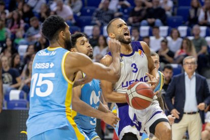 Movistar Estudiantes - UEMC RV Baloncesto. / LOF
