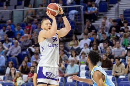 Movistar Estudiantes - UEMC RV Baloncesto. / LOF
