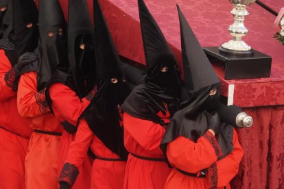 Procesión del Santísimo Cristo de la Preciosísima Sangre y María Santísima de la Caridad. PHOTOGENIC