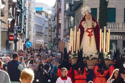Procesión del Santísimo Cristo de la Preciosísima Sangre y María Santísima de la Caridad. PHOTOGENIC