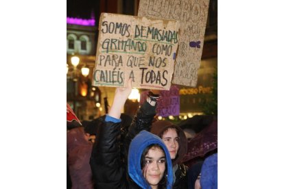 VALLADOLID. 08/03/23. PHOTOGENIC. MANIFESTACIÓN DEL DÍA DE LA MUJER.8M.