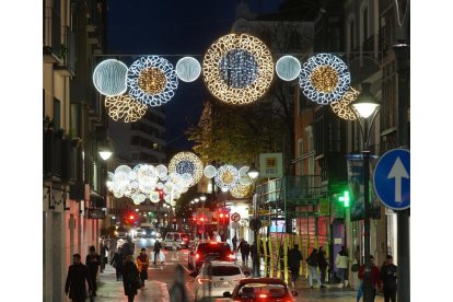 Encendido de las luces de Navidad en Valladolid.- PHOTOGENIC