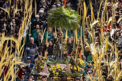 Procesión del Domingo de Ramos en Valladolid. PHOTOGENIC