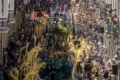 Procesión del Domingo de Ramos en Valladolid. PHOTOGENIC