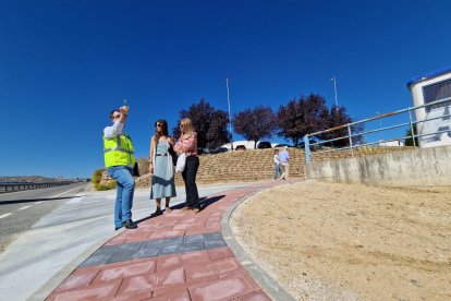 ACCESO PEATONAL POLÍGONO ZARATÁN