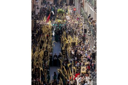 VALLADOLID. 02/04/23. PHOTOGENIC. PROCESION DE LA BORRIQUILLA DOMINGO DE RAMOS, SEMANA SANTA