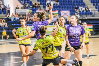 Partido entre Grafometal La Rioja y el Caja Rural Aula. FERNANDO DIAZ