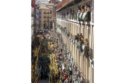 Procesión del Domingo de Ramos en Valladolid. PHOTOGENIC