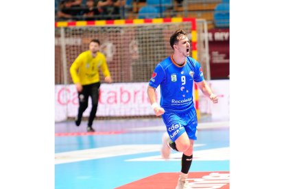 Balonmano Logroño - Recoletas Atlético Valladolid. / LOF