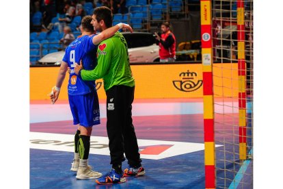 Balonmano Logroño - Recoletas Atlético Valladolid. / LOF