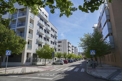 Calle de Peña Ubiña. J. M. LOSTAU