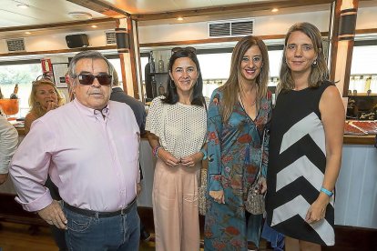 Guillermo García, Marta Cabrero (Asemi), María José Hernández (presidenta hosteleros) y Ángela de Miguel (CVE).