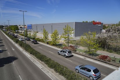 Zona industrial entre la Avenida de Zamora y la calle del Teide. J. M. LOSTAU