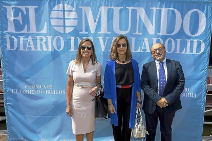 Teresa Hervella, Rocío Hervella (Prosol) y Rafael Monje.