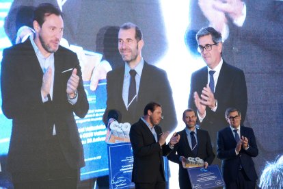 Reconocimiento a su 30 aniversario como SAD para el Real Valladolid. / ICAL